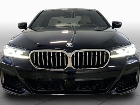 Certified 2023 BMW 540i xDrive w/ Executive Package AWD/4WD image 3