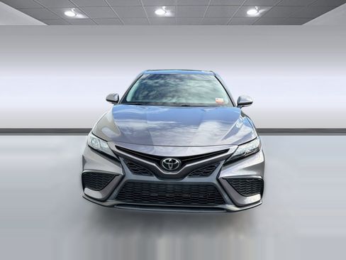Used 2023 Toyota Camry SE w/ Convenience Package FWD image 6