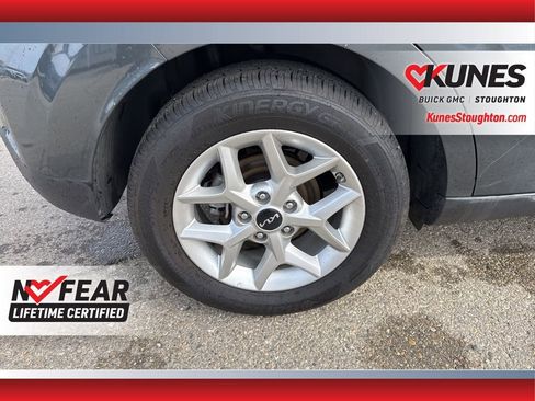 Used 2025 Kia Soul LX w/ LX Technology Package image 14