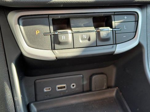 Used 2022 GMC Terrain SLE w/ Driver Convenience Package image 20