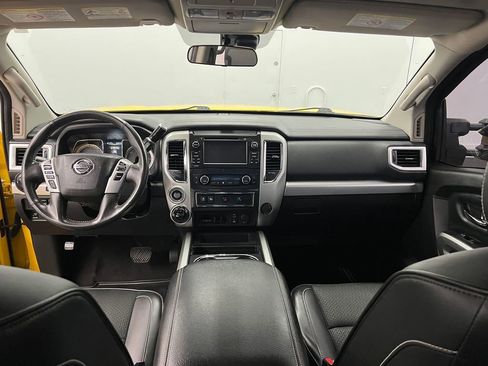 Used 2017 Nissan Titan PRO-4X image 13