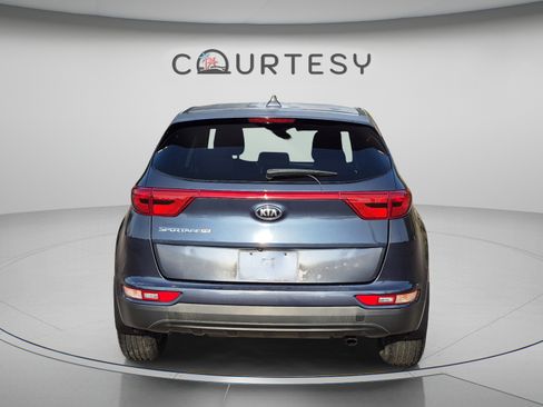 Used 2017 Kia Sportage LX FWD image 4
