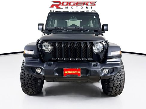 Used 2022 Jeep Wrangler Unlimited Sport image 2