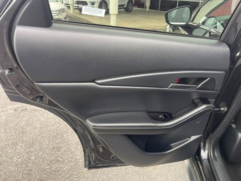 Used 2025 MAZDA CX-30 AWD 2.5 S w/ Preferred Package image 18