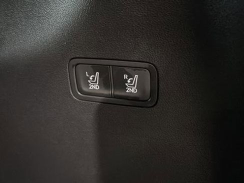 Used 2025 Hyundai Santa Fe Limited AWD/4WD image 40