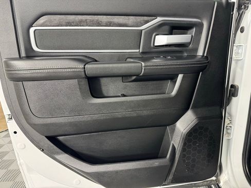 Used 2024 RAM 2500 Big Horn w/ Night Edition image 23