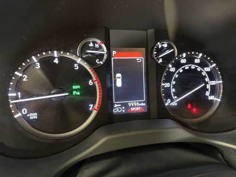 Used 2023 Lexus GX 460 Luxury image 23