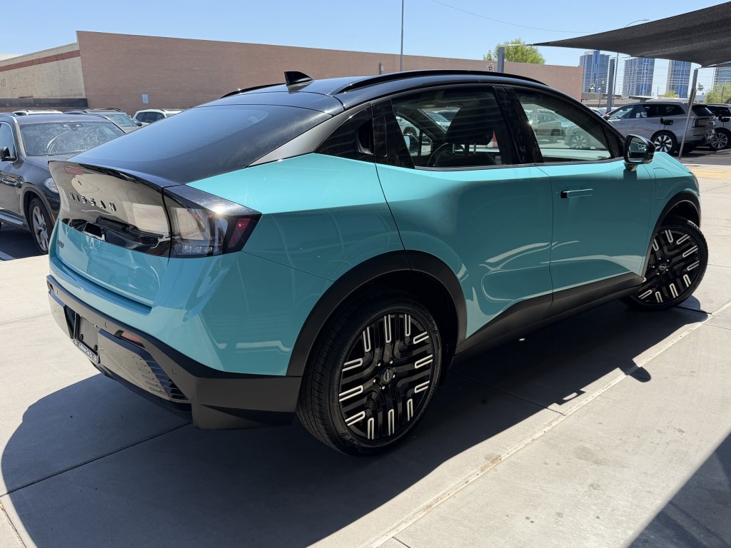Used 2026 Nissan Leaf Platinum+ FWD image 4