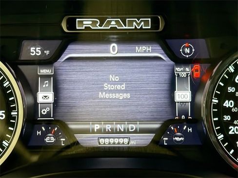 Used 2019 RAM 1500 Laramie w/ Black Appearance Package image 10