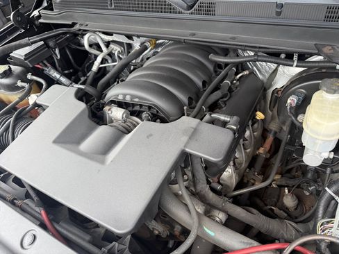 Used 2015 GMC Yukon Denali w/ Premium Package AWD/4WD image 24