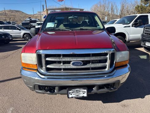 Used 2001 Ford F250 XLT image 2