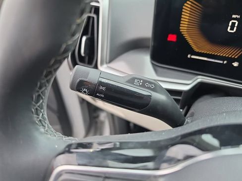 Certified 2025 Kia Sorento S FWD image 22