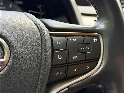 Used 2020 Lexus UX 200 w/ Premium Package FWD image 24