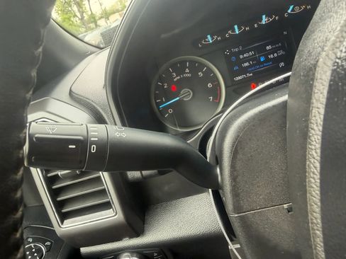 Used 2019 Ford F150 XLT w/ Equipment Group 302A Luxury AWD/4WD image 17