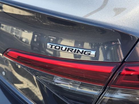 Used 2023 Honda Civic Touring image 10