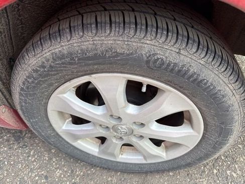 Used 2011 Toyota Camry LE w/ LE Extra-Value Pkg image 10