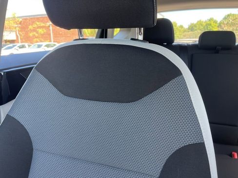 New 2025 Volkswagen Taos S image 21