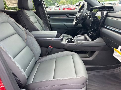 New 2026 GMC Terrain AT4 w/ Convenience Package III AWD/4WD image 14