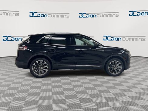 Used 2023 Lincoln Nautilus Reserve w/ Equipment Group 201A AWD/4WD image 9