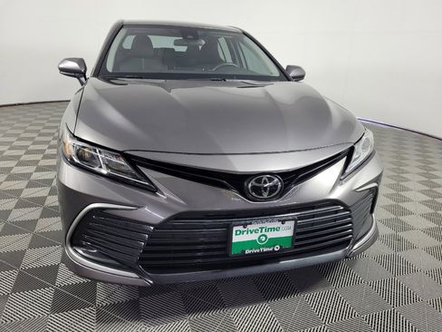 Used 2021 Toyota Camry LE FWD image 14