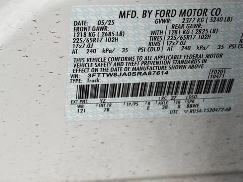 Used 2025 Ford Maverick XLT w/ Equipment Group 302A image 28