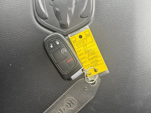 Used 2017 RAM 2500 Laramie image 29