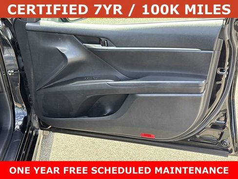 Used 2023 Toyota Camry SE FWD image 8