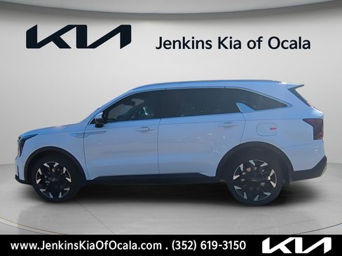 New 2026 Kia Sorento EX w/ EX Premium Package FWD image 6