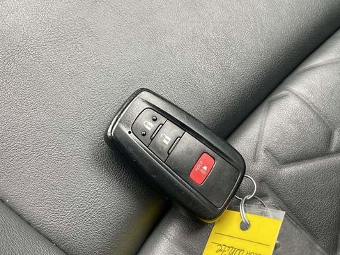 Used 2024 Toyota RAV4 Adventure AWD/4WD image 31