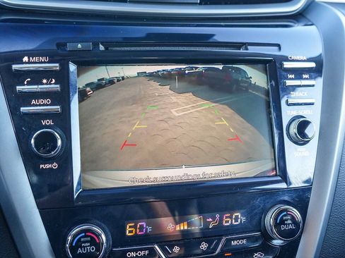 Used 2023 Nissan Murano SV AWD/4WD image 23