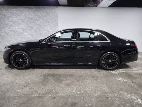 Used 2022 Mercedes-Benz S 580 4MATIC Sedan image 2