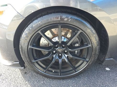 Used 2016 Ford Mustang Shelby GT350 w/ Technology Package image 7