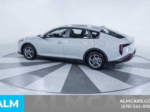 Used 2025 Kia K4 LXS image 5