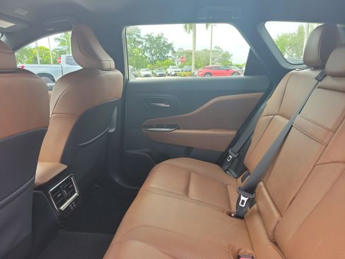 Certified 2025 Toyota Crown Signia AWD/4WD image 15