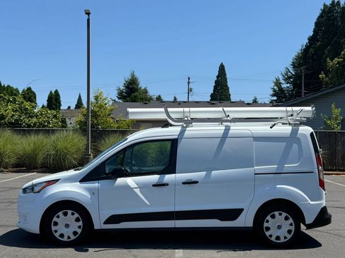 Used 2020 Ford Transit Connect XLT FWD image 2