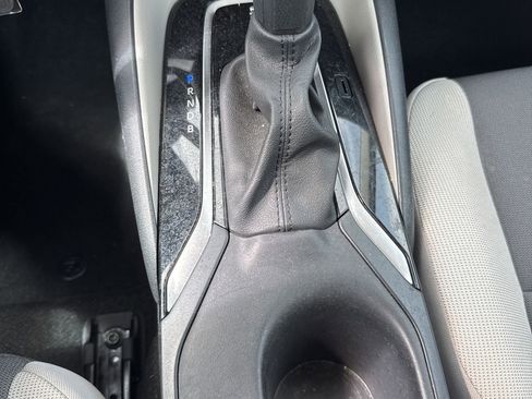 Used 2024 Toyota Corolla LE image 19
