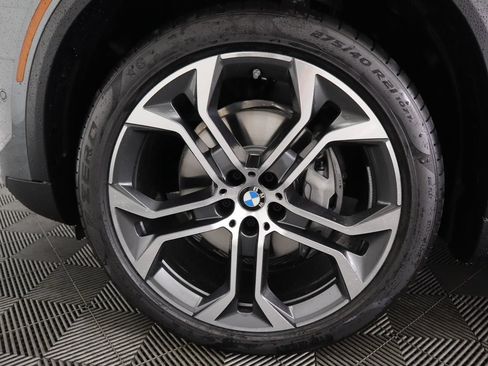Used 2026 BMW X5 xDrive40i AWD/4WD image 32