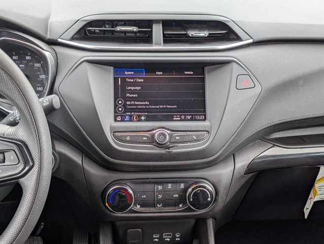 Used 2023 Chevrolet TrailBlazer LT FWD image 23