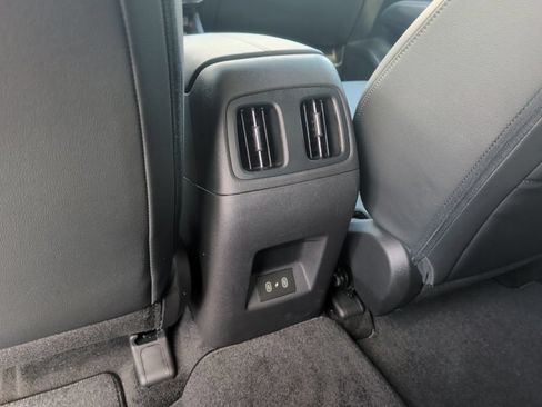 Used 2025 Hyundai Tucson SEL FWD image 35