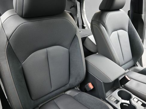 New 2025 Subaru Forester Touring image 14