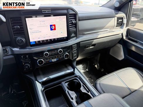 Used 2025 Ford F250 Platinum AWD/4WD image 28