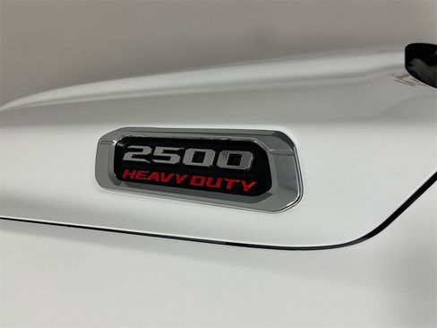 Used 2024 RAM 2500 Laramie image 28