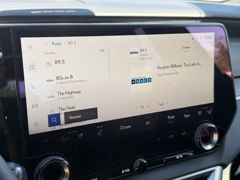 New 2026 Lexus RX 450h AWD image 20