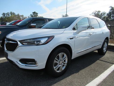 Used 2019 Buick Enclave Essence image 2
