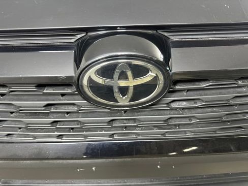 Used 2024 Toyota RAV4 LE image 9