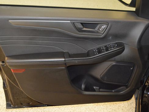 Used 2024 Ford Escape Active image 14