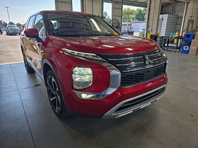 Used 2024 Mitsubishi Outlander SE