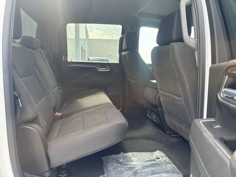 Used 2025 Chevrolet Silverado 2500 LT AWD/4WD image 12