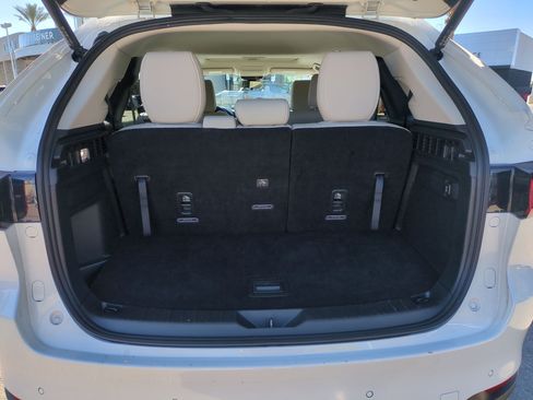 Certified 2025 MAZDA CX-90 Plug-In Hybrid w/ Preferred image 34