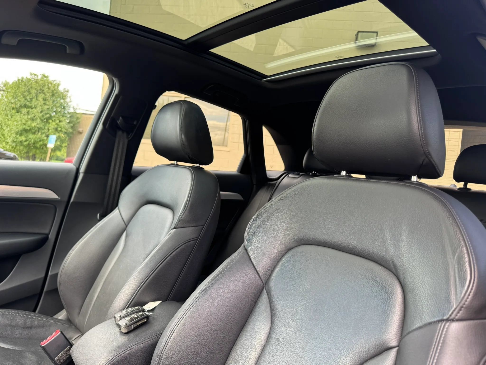 Used 2018 Audi Q3 2.0T Premium w/ Convenience Package AWD/4WD image 22